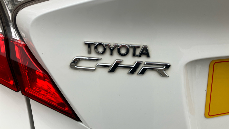 Toyota C-HR 1.8 Hybrid Icon 5dr CVT Hybrid Hatchback